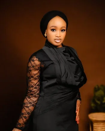 Bee Safana dp picture